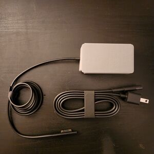 Microsoft Surface Pro Charger